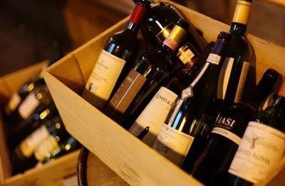 酒属于预包装食品