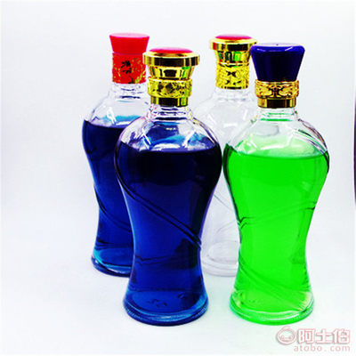 私酿白酒蓝色包装的
